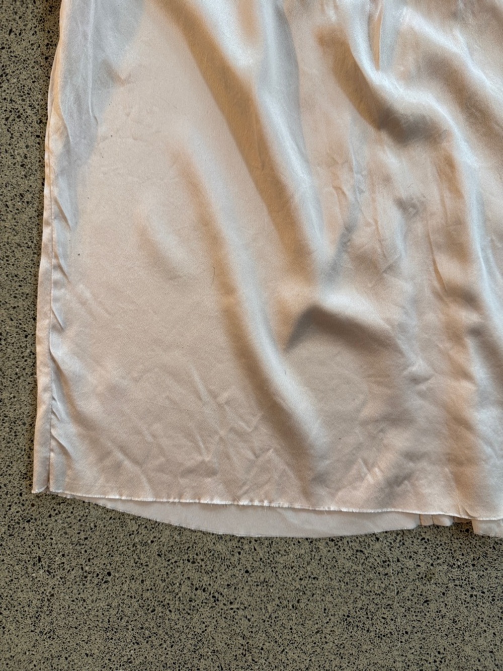Vintage Marc Jacobs Silky blush pink Blouse with Pintuck Detail - Picture 8 of 10